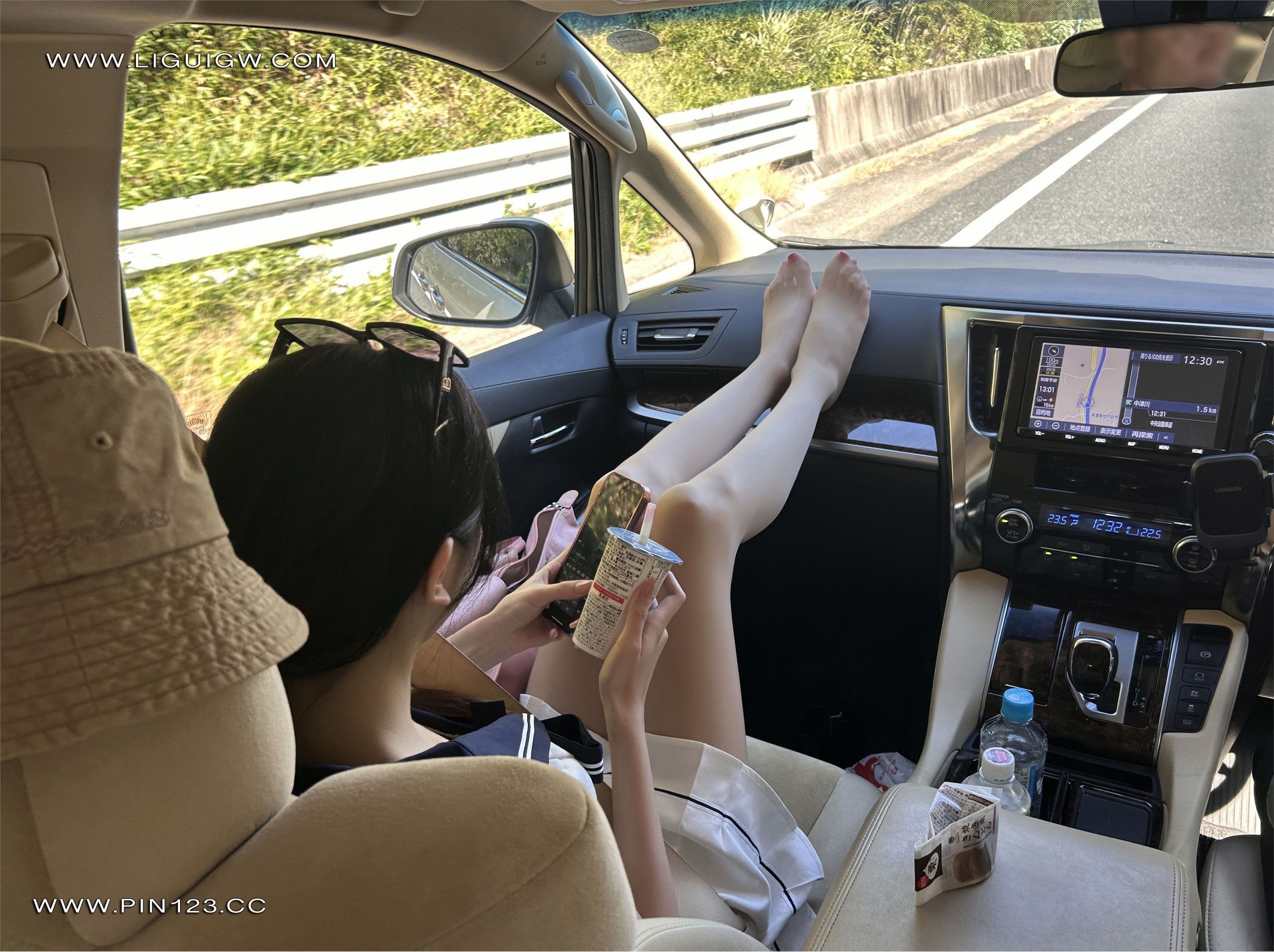 Ligui丽柜  2024.11.14 日本旅拍3 兔子